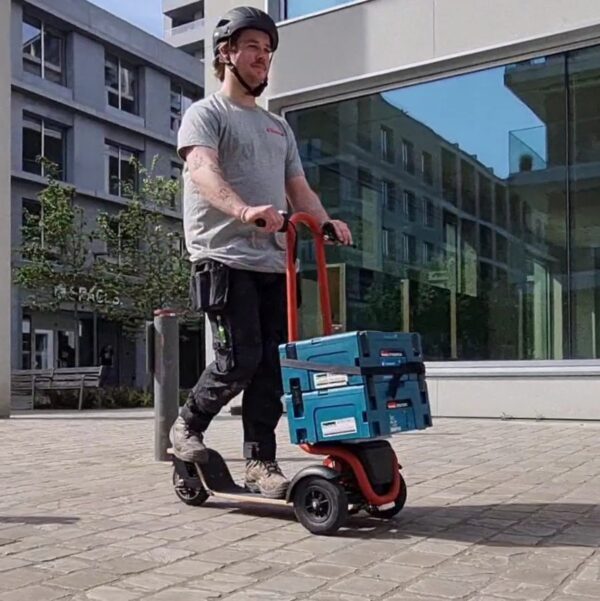 Ubee, het compacte cargoboard & trolley, jouw mobiliteitsoplossing !